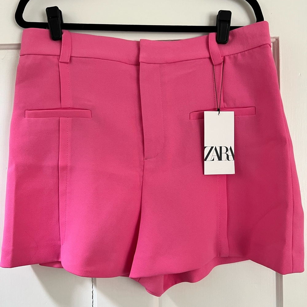 Zara Women's Pink Tailored Shorts